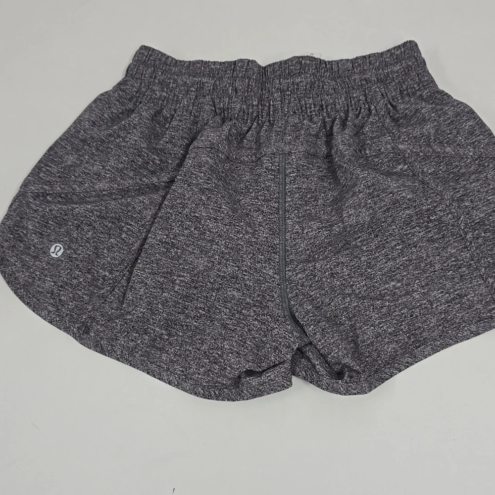 Lululemon Tracker Short V *4